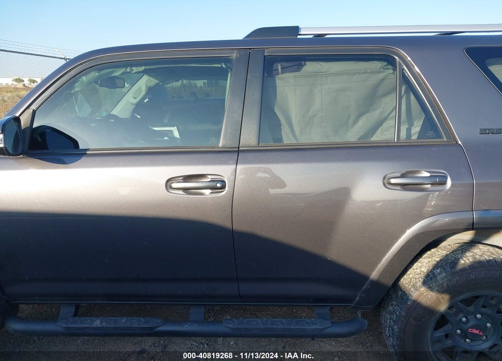 2021 TOYOTA 4RUNNER SR5 PREMIUM VIN: JTENU5JR3M5924635