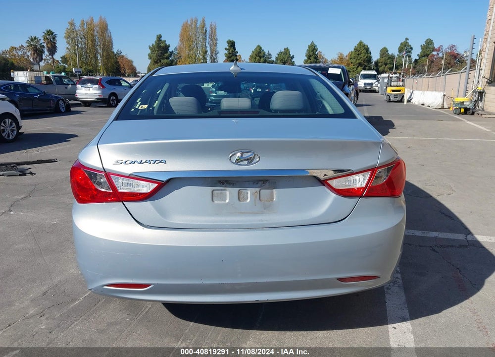 2012 HYUNDAI SONATA GLS VIN: 5NPEB4AC6CH398614