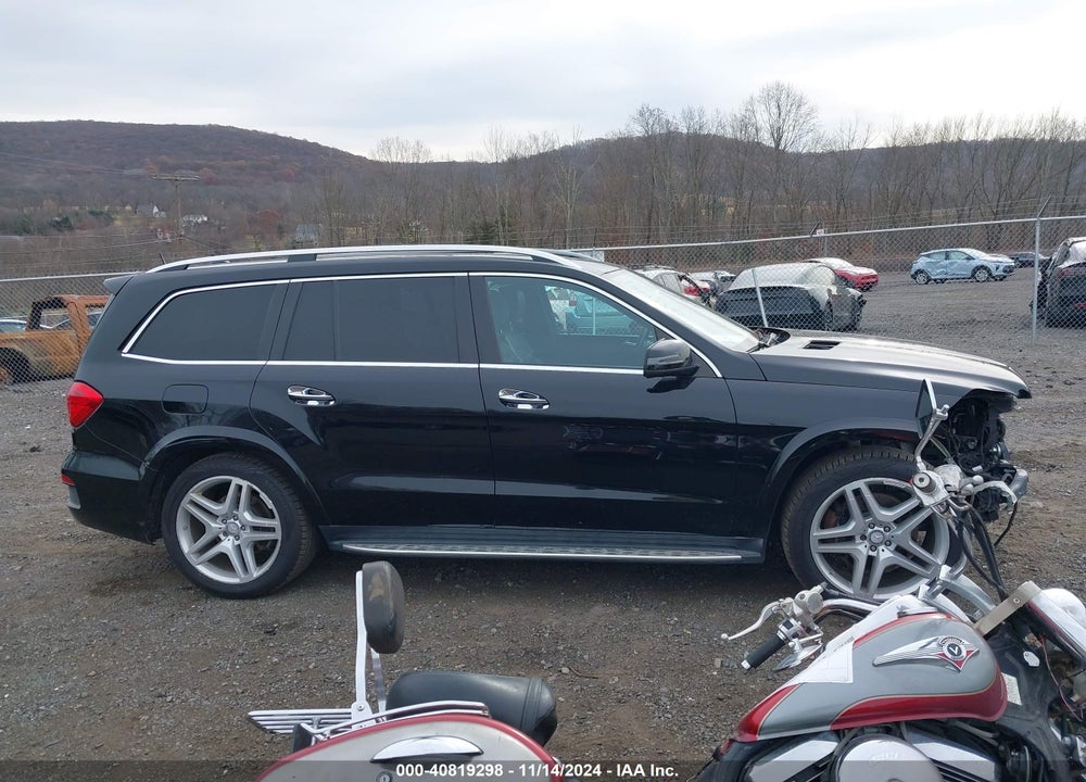 2016 MERCEDES-BENZ GL 550 4MATIC VIN: 4JGDF7DE4GA678863