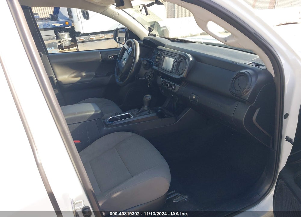 2017 TOYOTA TACOMA SR VIN: 5TFRX5GN4HX090872