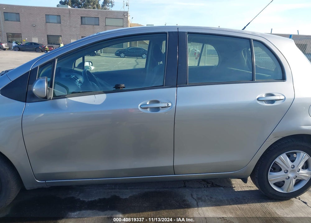 2011 TOYOTA YARIS VIN: JTDKT4K36B5329225