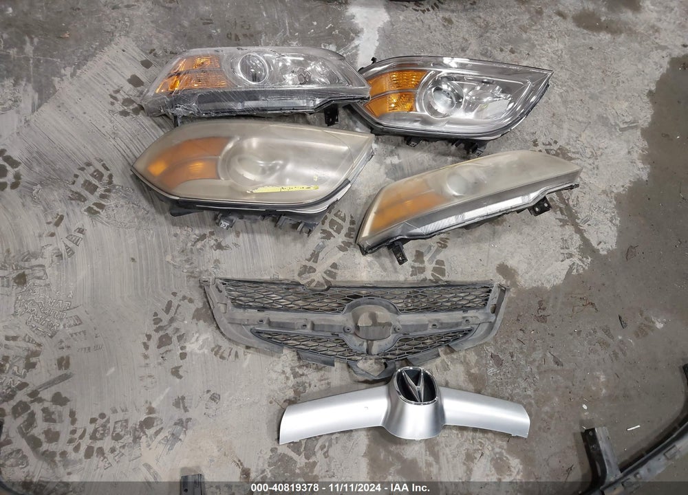 2004 ACURA MDX VIN: 2HNYD18834H513066