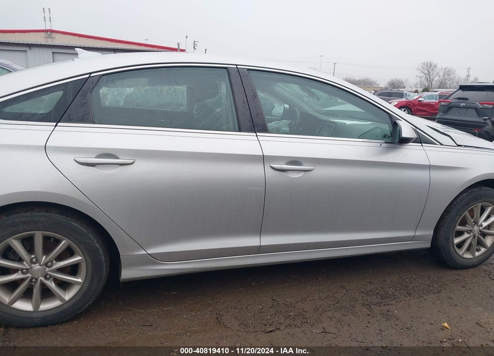 2018 HYUNDAI SONATA SE VIN: 5NPE24AF7JH713847