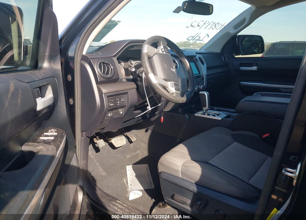 2016 TOYOTA TUNDRA SR5 5.7L V8 VIN: 5TFEW5F19GX208137