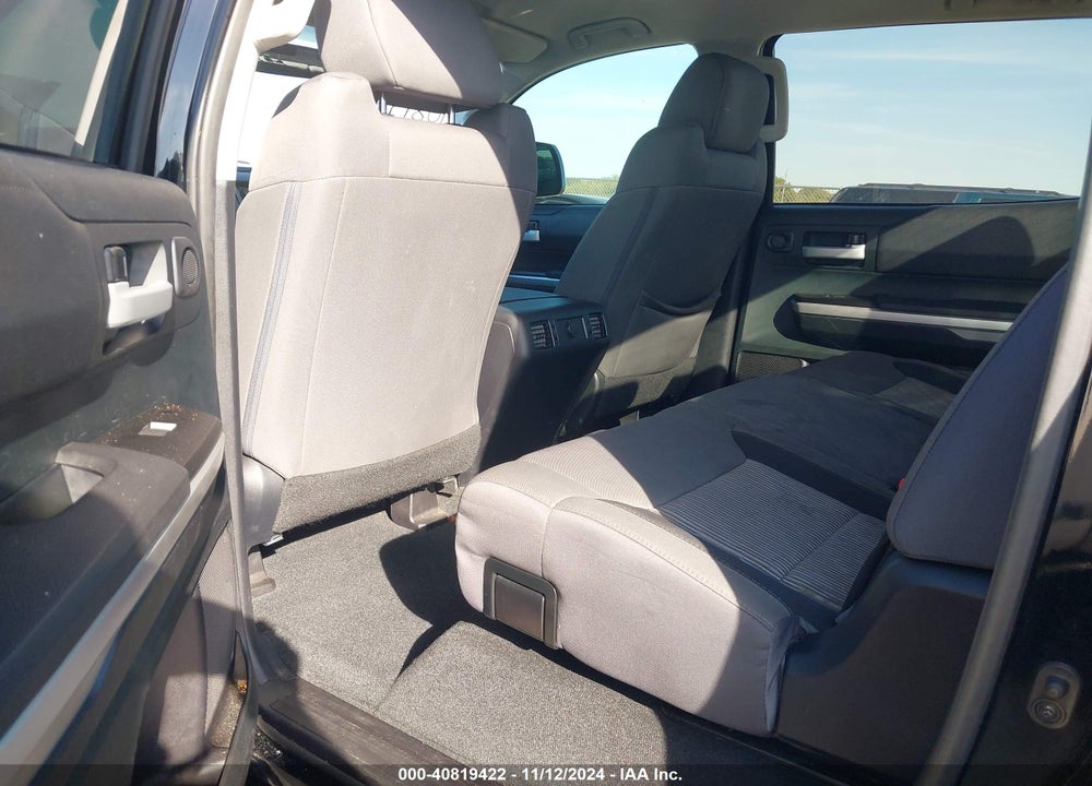 2016 TOYOTA TUNDRA SR5 5.7L V8 VIN: 5TFEW5F19GX208137