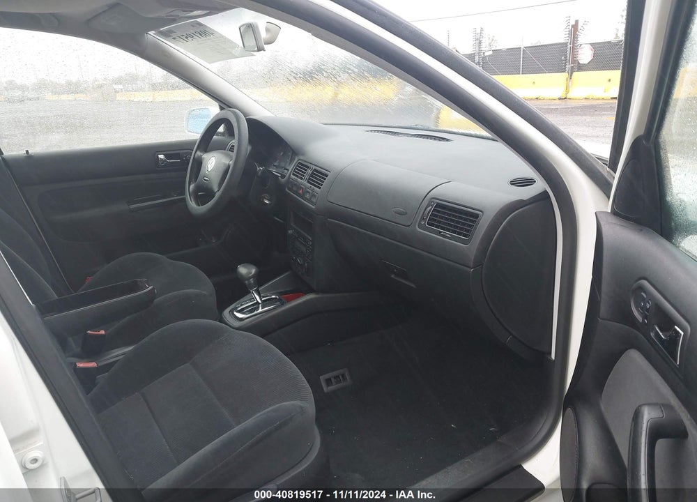2002 VOLKSWAGEN JETTA GLS VIN: 3VWSK69M82M026855