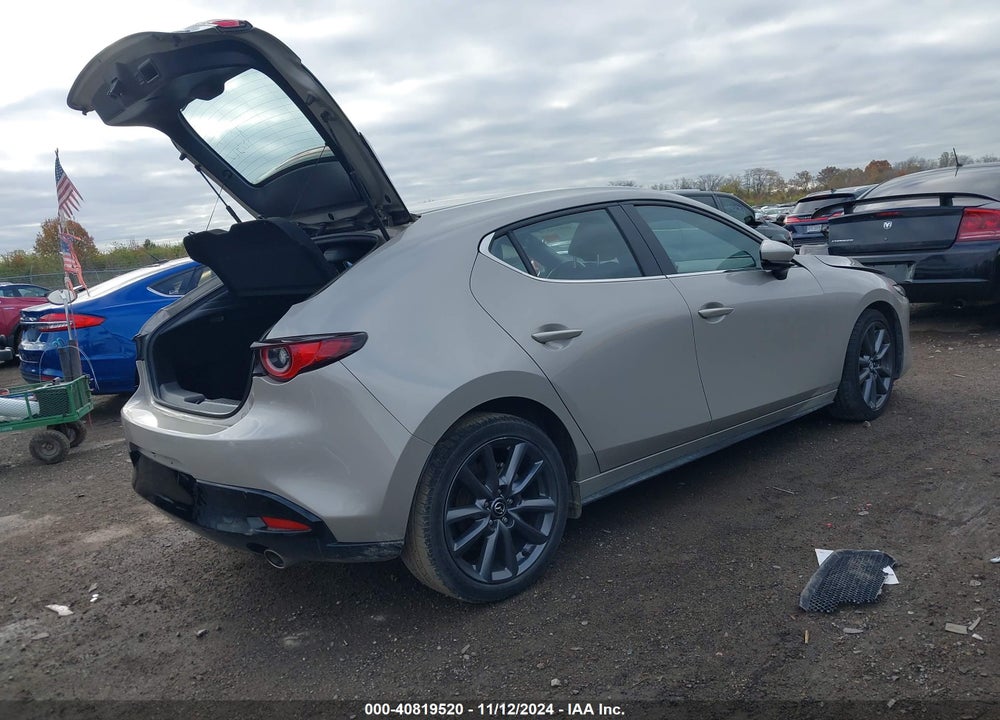 2023 MAZDA 3 2.5 S SELECT VIN: JM1BPAKM2P1601537