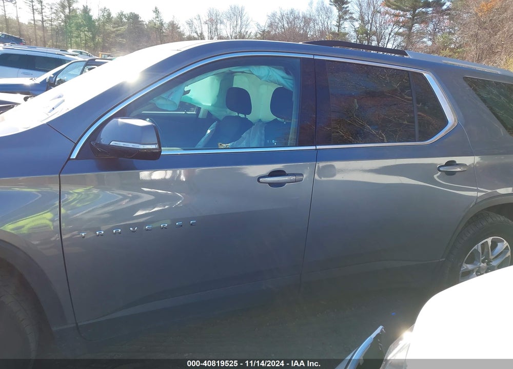 2018 CHEVROLET TRAVERSE 1LT VIN: 1GNEVGKW0JJ228343