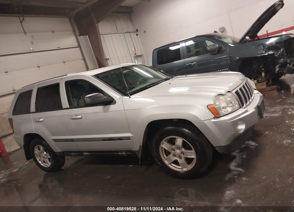 2007 JEEP GRAND CHEROKEE LAREDO VIN: 1J8GR48K07C610581