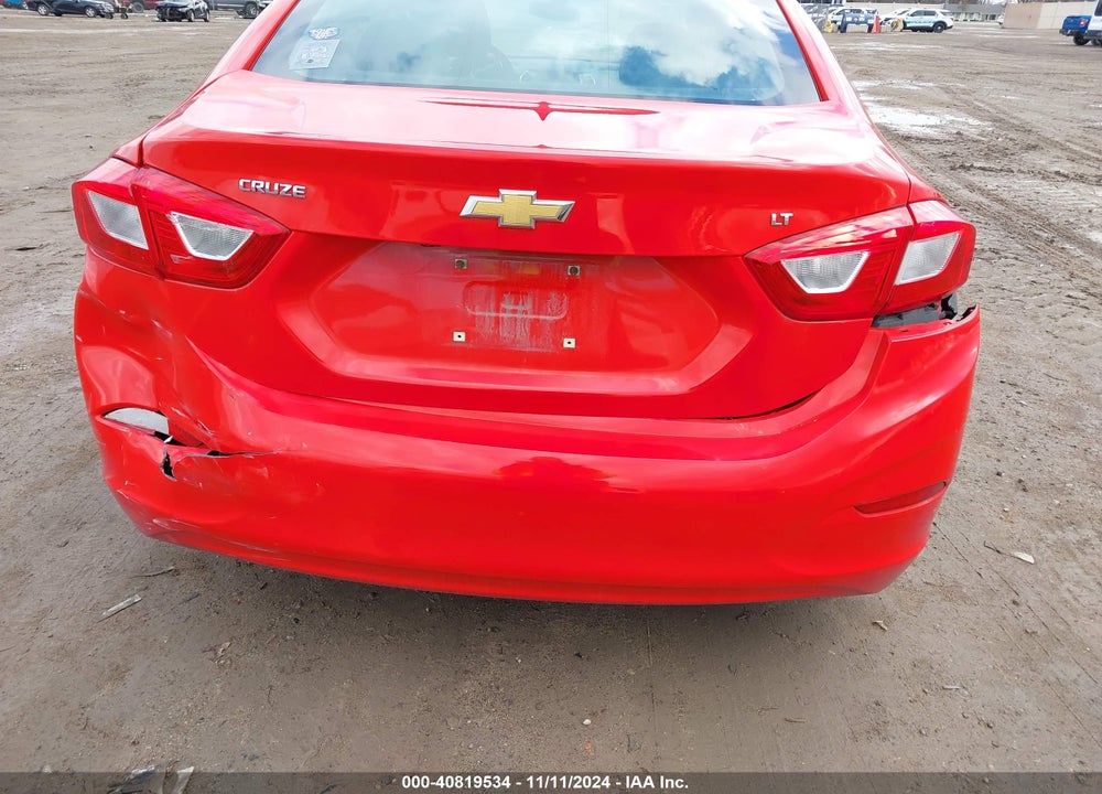 2017 CHEVROLET CRUZE LT AUTO VIN: 1G1BE5SM7H7110272