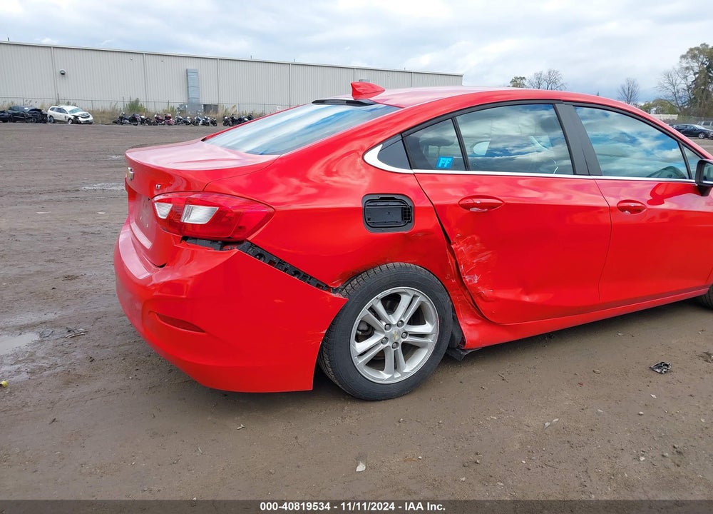 2017 CHEVROLET CRUZE LT AUTO VIN: 1G1BE5SM7H7110272