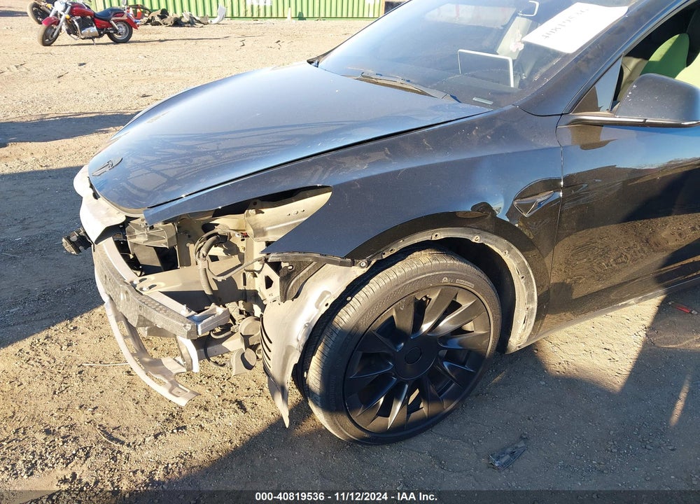 2021 TESLA MODEL Y LONG RANGE DUAL MOTOR ALL-WHEEL DRIVE VIN: 5YJYGDEE5MF180707