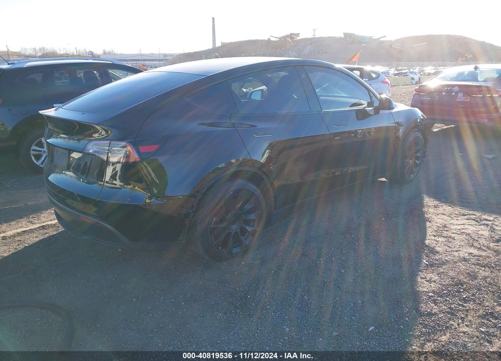 2021 TESLA MODEL Y LONG RANGE DUAL MOTOR ALL-WHEEL DRIVE VIN: 5YJYGDEE5MF180707