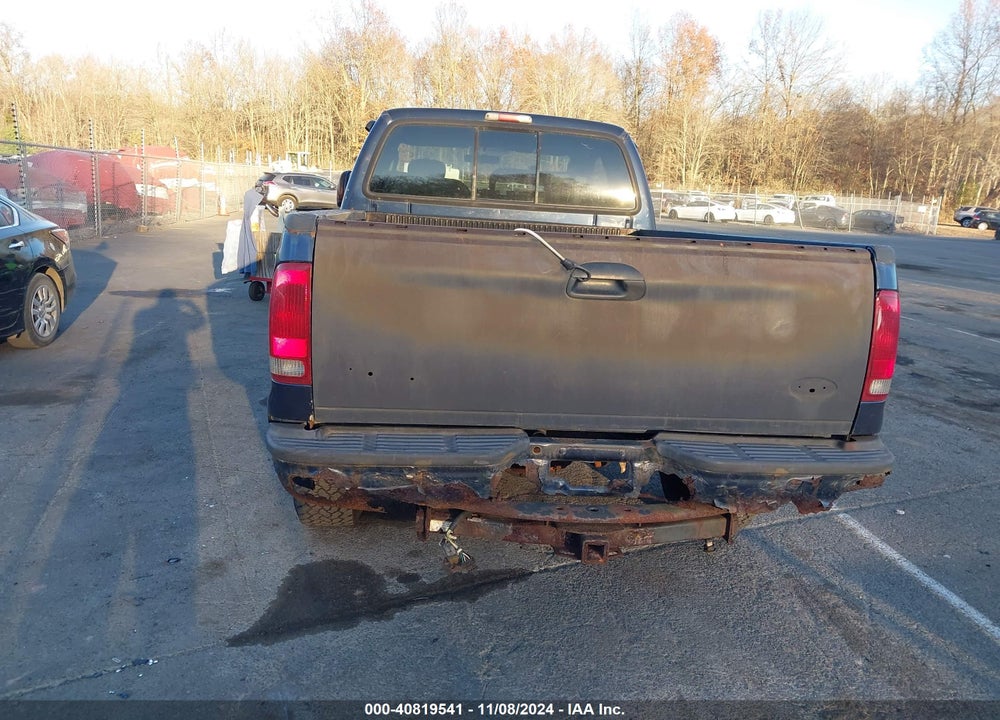 2006 FORD F-250 LARIAT/XL/XLT VIN: 1FTSX21556EB10256