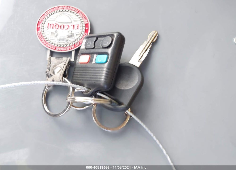 2010 FORD FOCUS S VIN: 1FAHP3EN0AW231036