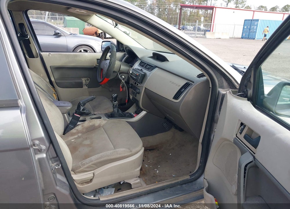2010 FORD FOCUS S VIN: 1FAHP3EN0AW231036