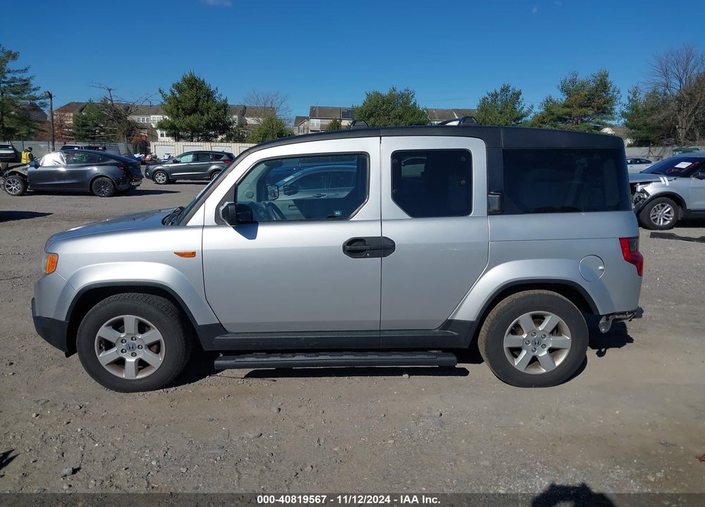 2011 HONDA ELEMENT EX VIN: 5J6YH2H70BL005591
