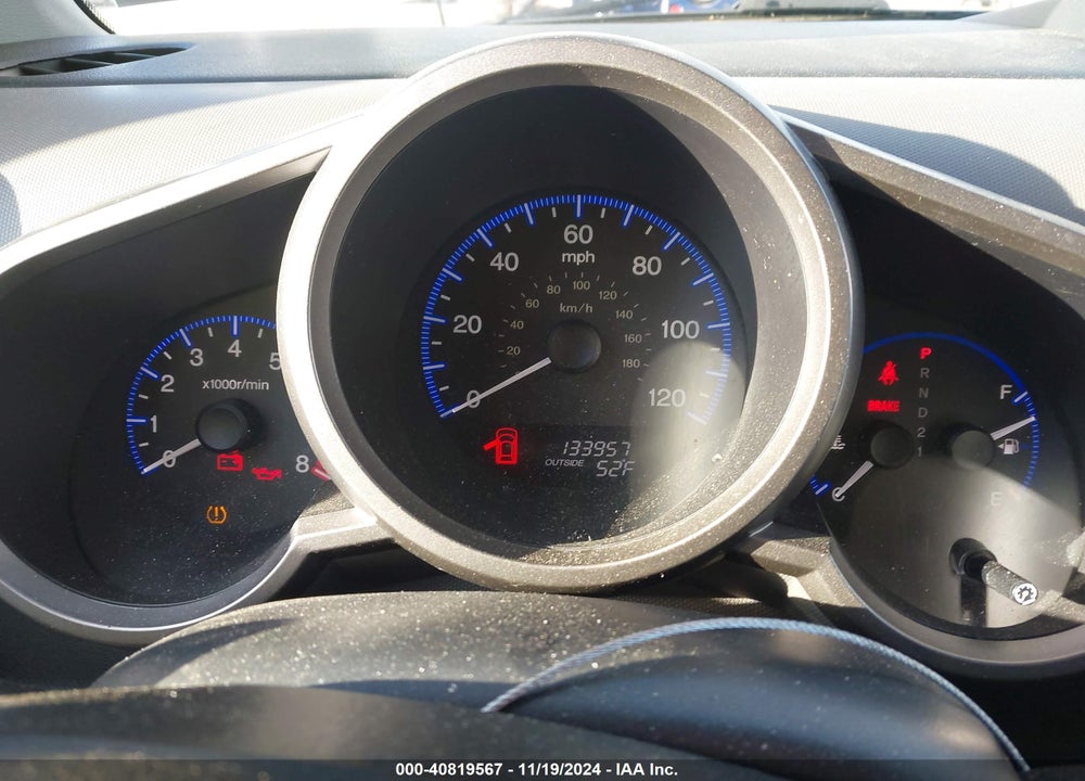 2011 HONDA ELEMENT EX VIN: 5J6YH2H70BL005591