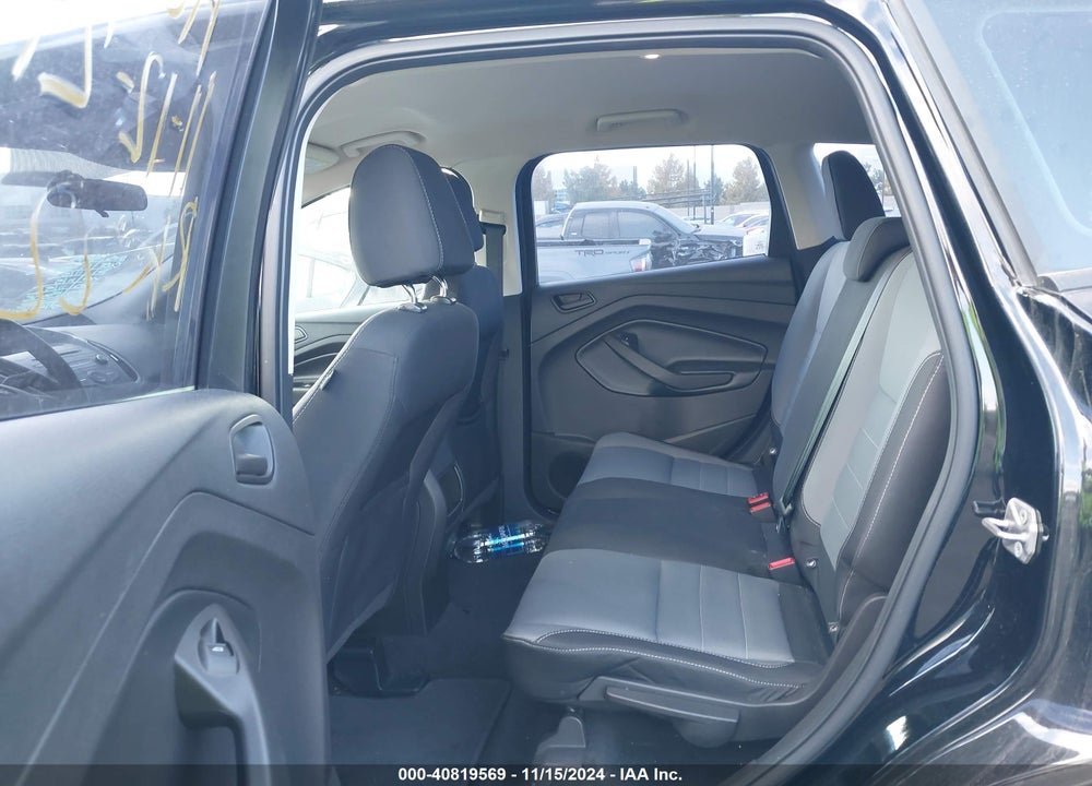 2017 FORD ESCAPE S VIN: 1FMCU0F74HUE74491
