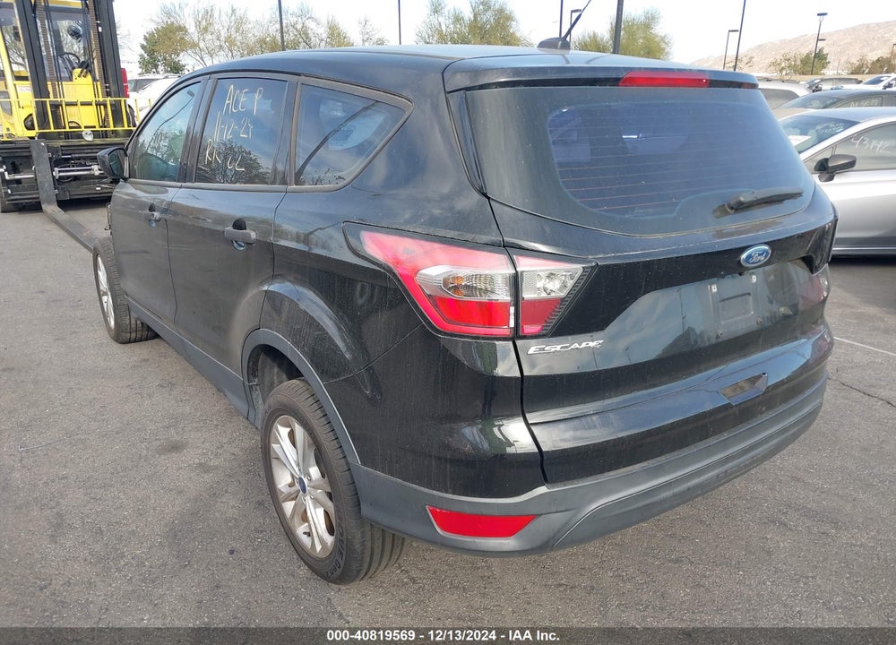 2017 FORD ESCAPE S VIN: 1FMCU0F74HUE74491