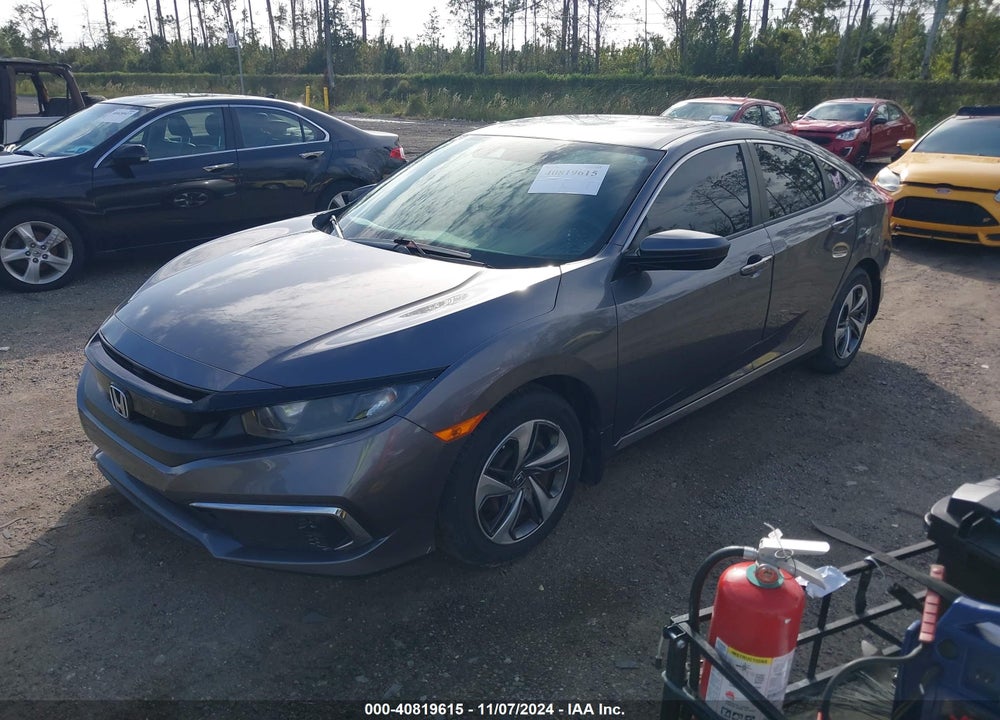 2019 HONDA CIVIC LX VIN: 19XFC2F67KE027019
