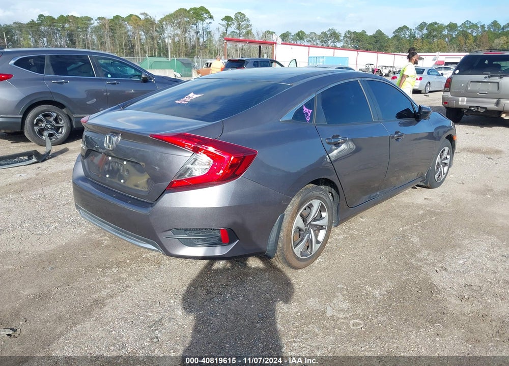 2019 HONDA CIVIC LX VIN: 19XFC2F67KE027019