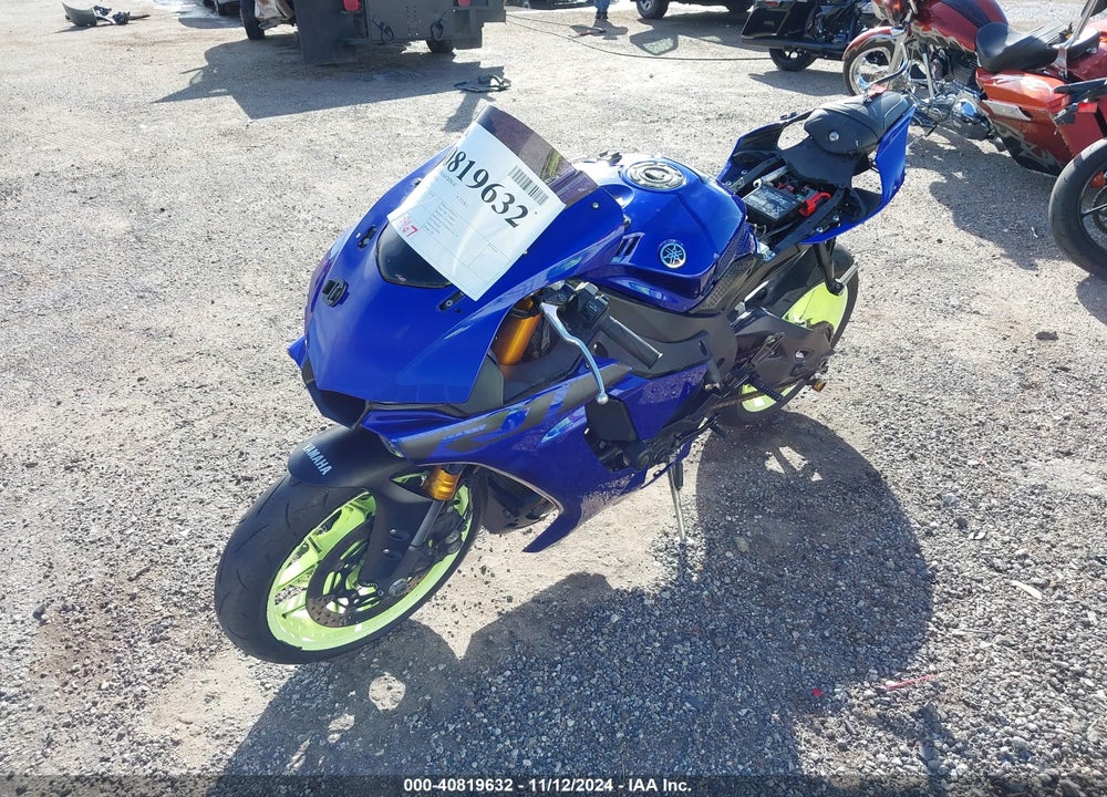 2018 YAMAHA YZFR1 VIN: JYARN39E6JA004165