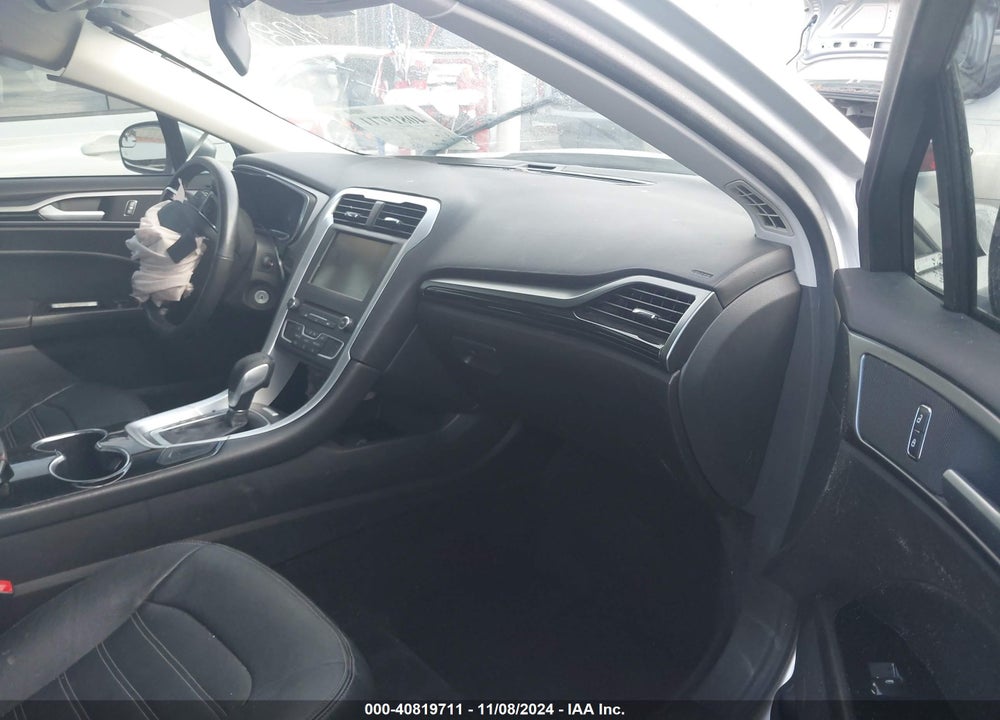 2016 FORD FUSION SE VIN: 3FA6P0H75GR190563