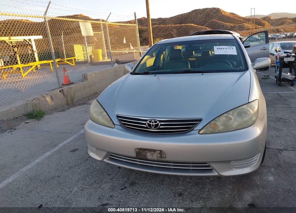 2005 TOYOTA CAMRY LE VIN: 4T1BE32K15U984538
