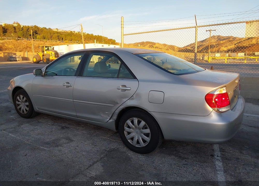 2005 TOYOTA CAMRY LE VIN: 4T1BE32K15U984538