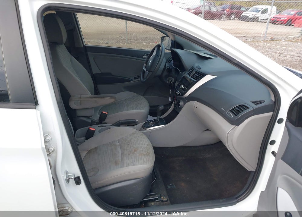 2015 HYUNDAI ACCENT GLS VIN: KMHCT4AE1FU897719
