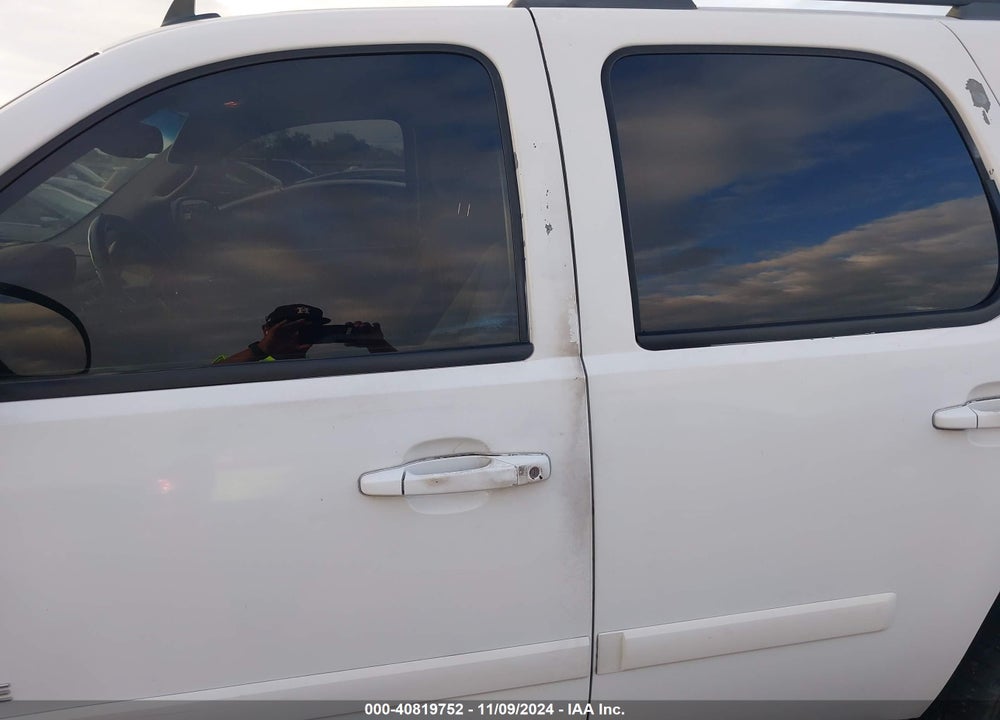 2007 CHEVROLET TAHOE LT VIN: 1GNFC13J67J401575