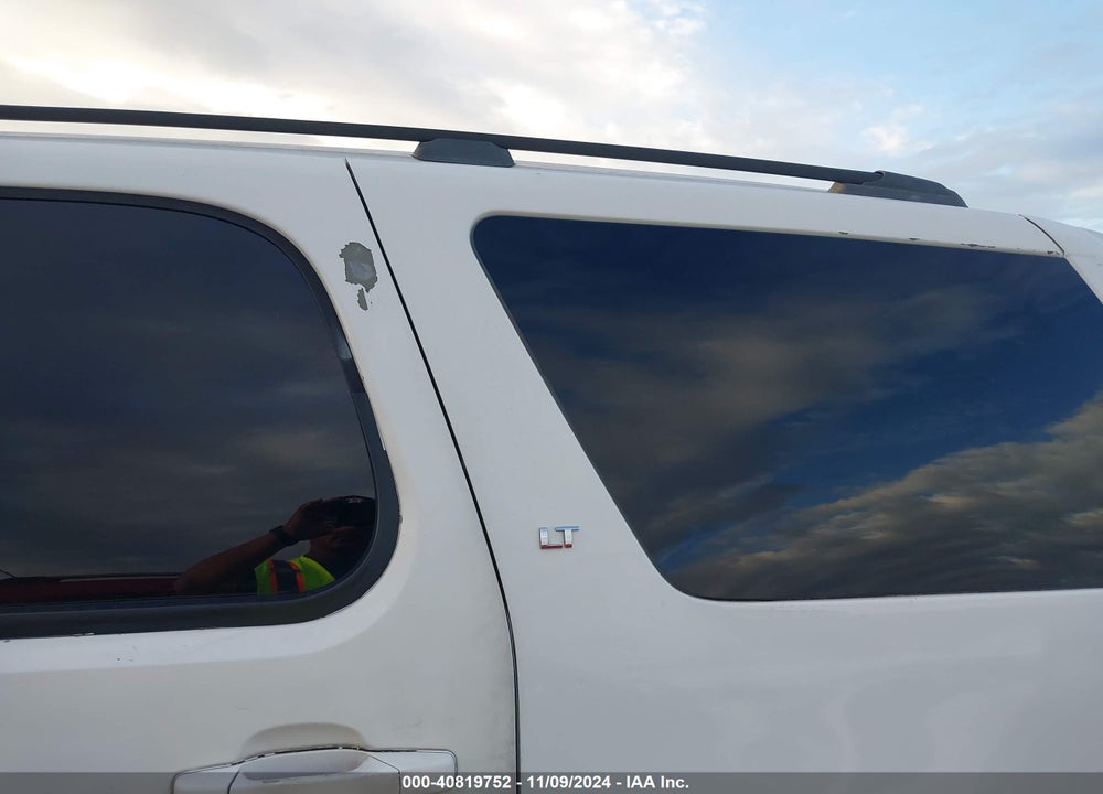 2007 CHEVROLET TAHOE LT VIN: 1GNFC13J67J401575