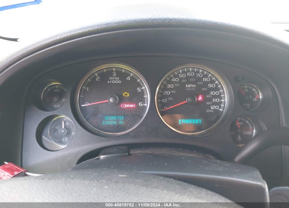 2007 CHEVROLET TAHOE LT VIN: 1GNFC13J67J401575