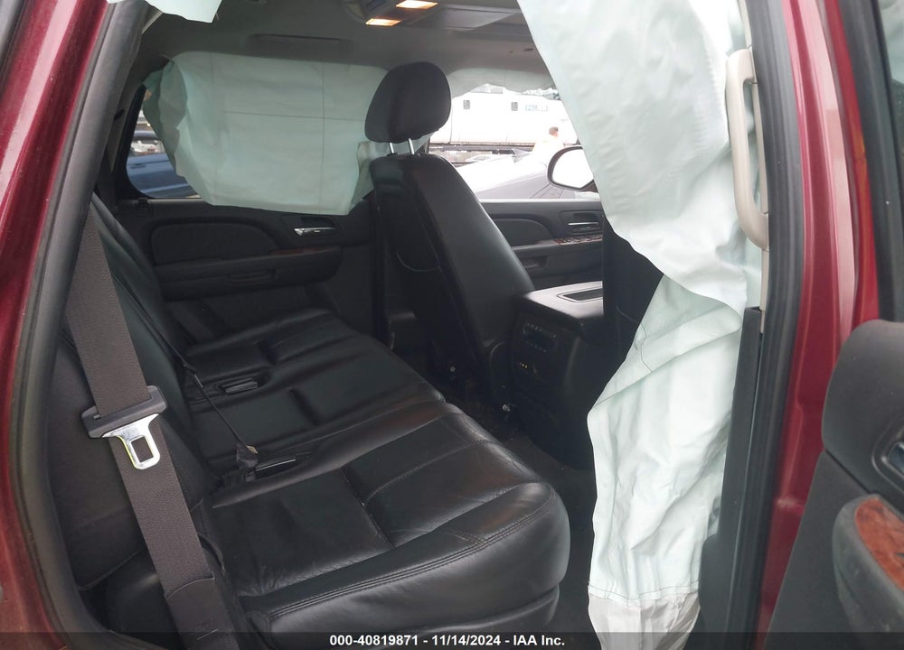 2011 CHEVROLET TAHOE LT VIN: 1GNSKBE02BR268965