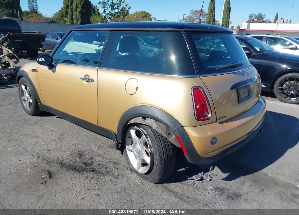2005 MINI COOPER VIN: WMWRC33475TJ67022