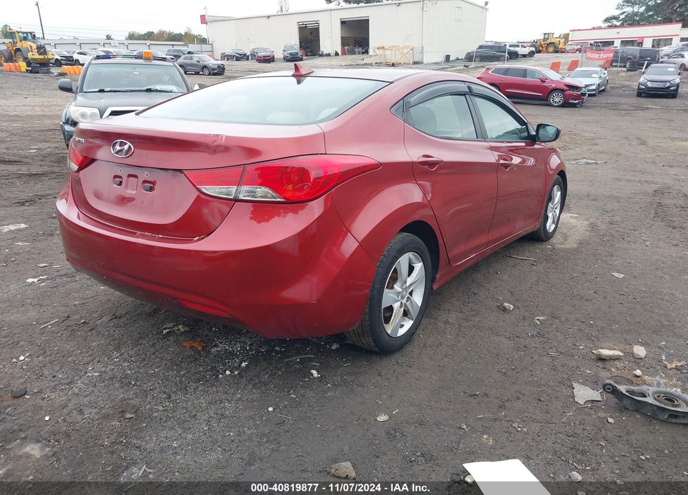 2013 HYUNDAI ELANTRA GLS VIN: 5NPDH4AE8DH380662