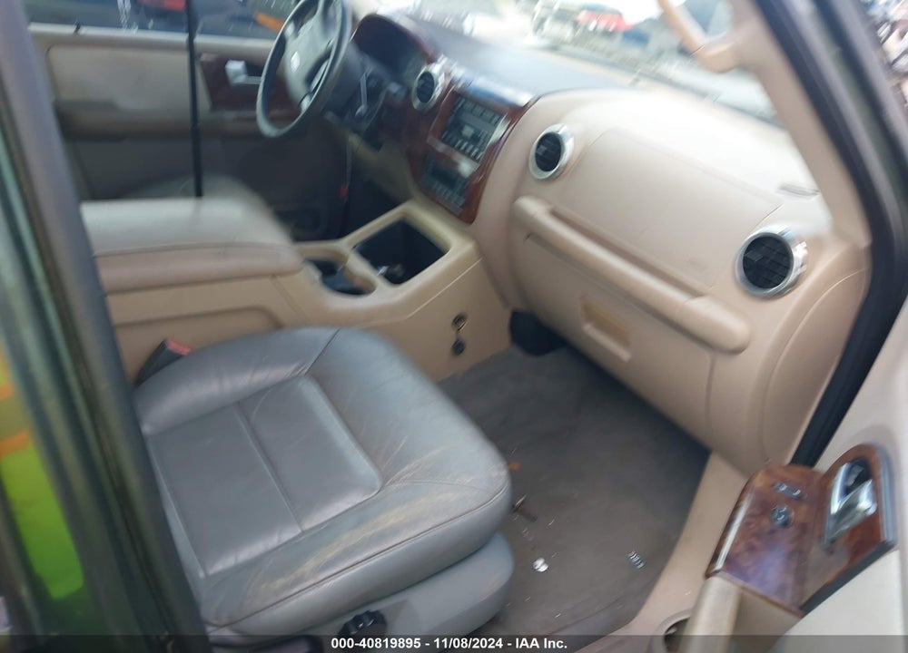 2004 FORD EXPEDITION XLT VIN: 1FMRU15W54LA04026