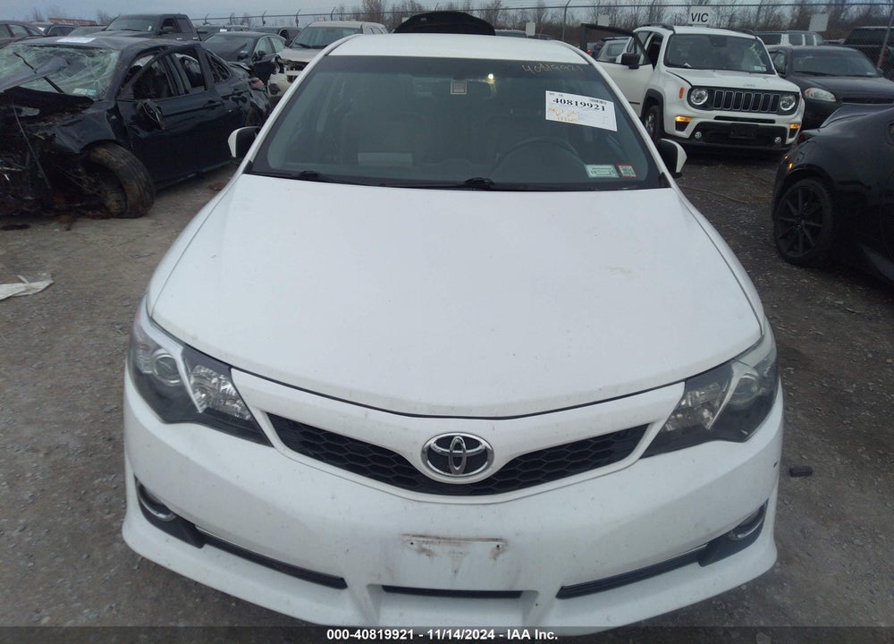 2012 TOYOTA CAMRY SE VIN: 4T1BF1FK6CU136468
