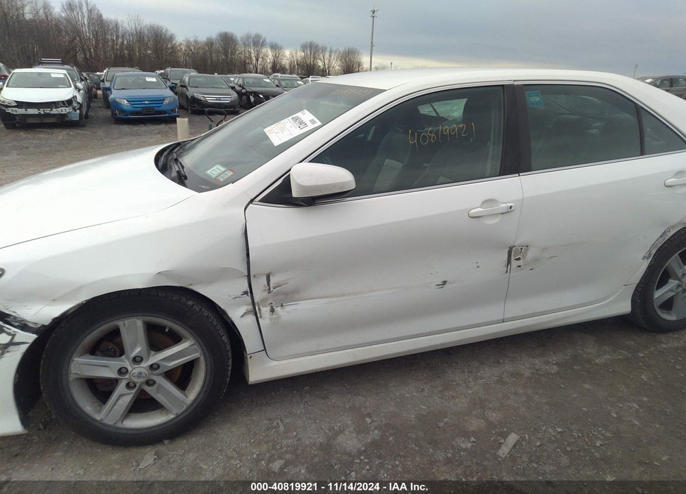 2012 TOYOTA CAMRY SE VIN: 4T1BF1FK6CU136468