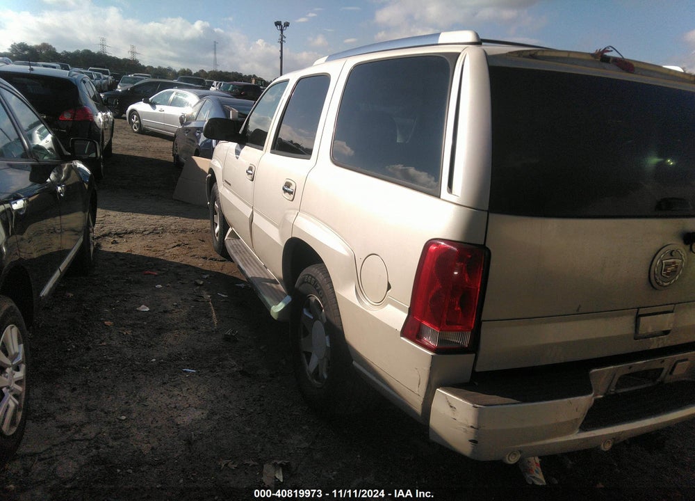 2006 CADILLAC ESCALADE STANDARD VIN: 1GYEC63N66R125610