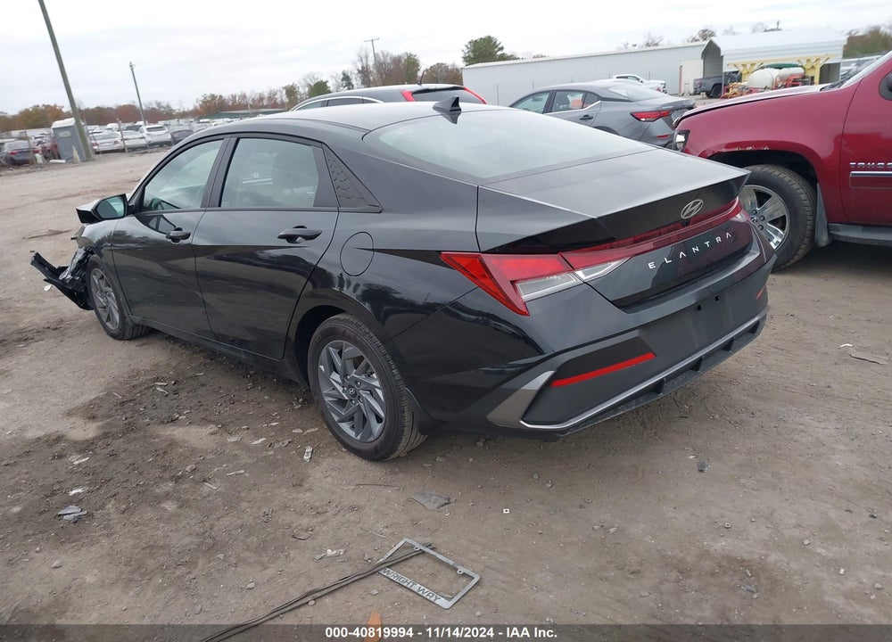 2024 HYUNDAI ELANTRA SEL VIN: KMHLM4DG9RU680062