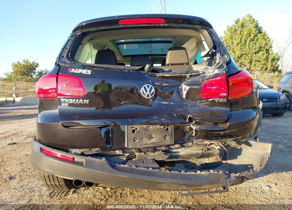 2016 VOLKSWAGEN TIGUAN SE VIN: WVGAV7AX0GW576359