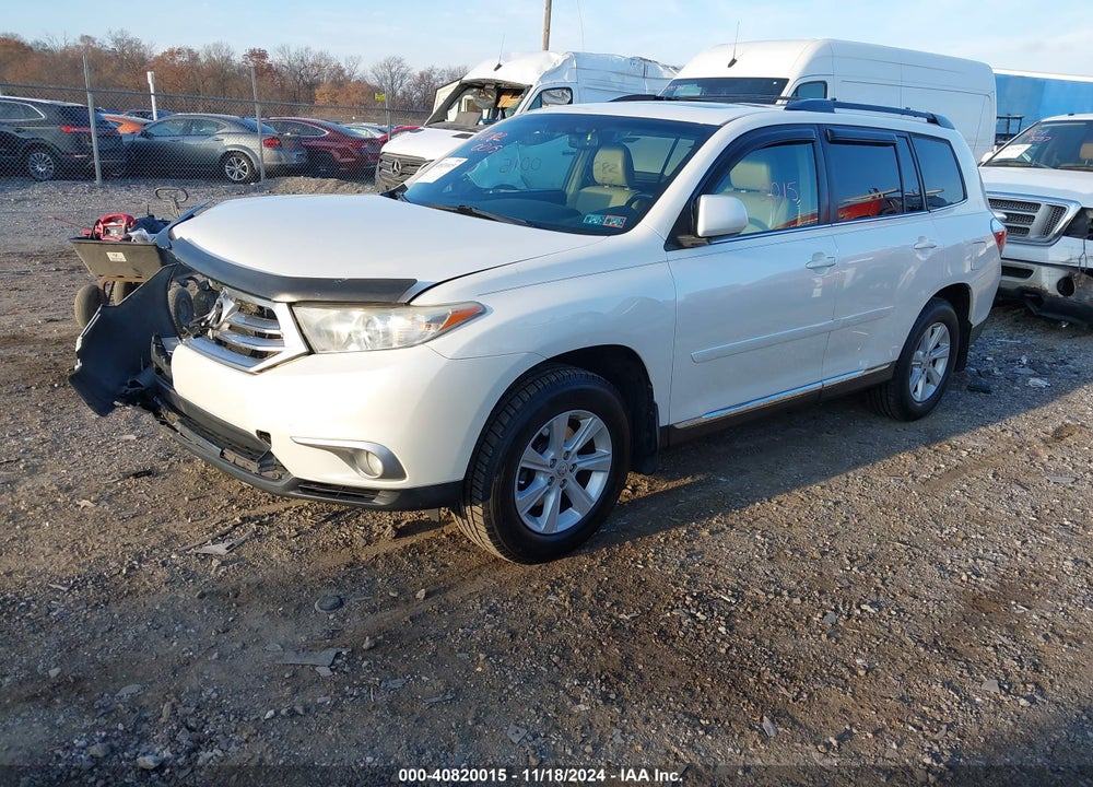 2013 TOYOTA HIGHLANDER SE V6 VIN: 5TDBK3EH3DS268031