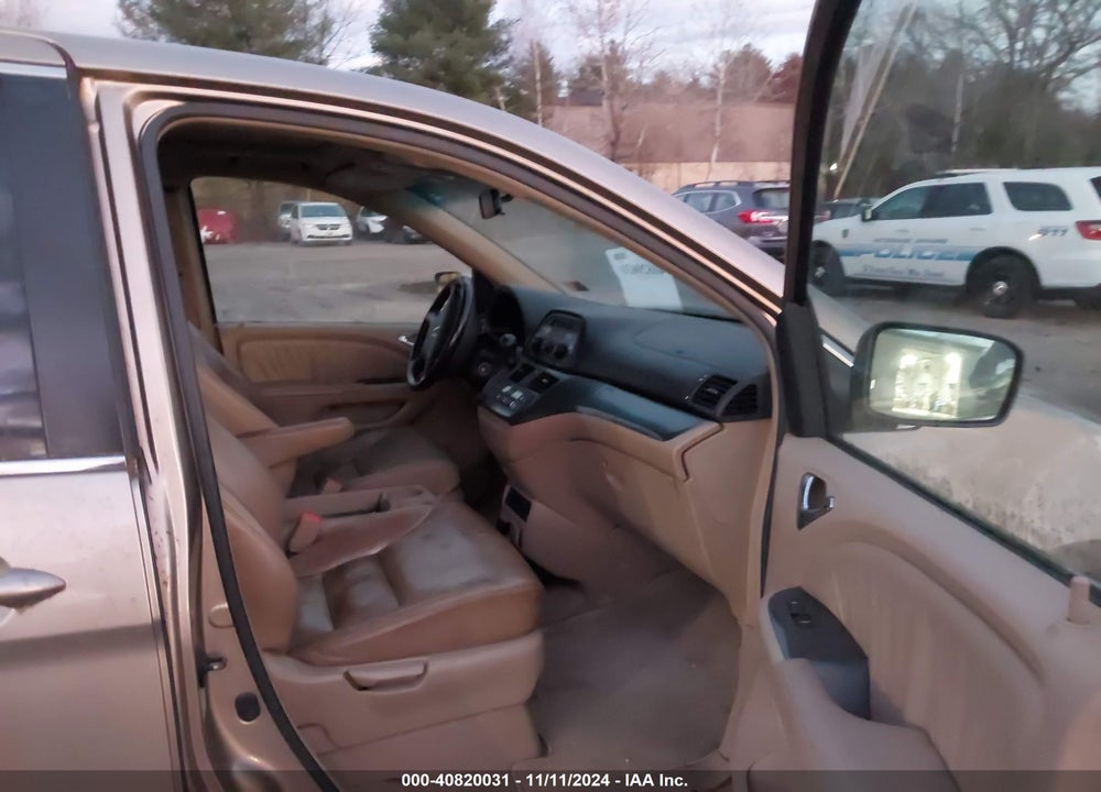 2006 HONDA ODYSSEY EX-L VIN: 5FNRL38746B012700
