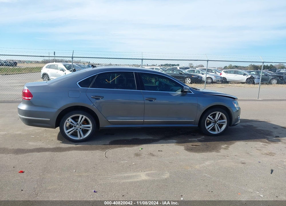 2013 VOLKSWAGEN PASSAT 3.6L V6 SEL PREMIUM VIN: 1VWCM7A33DC083170