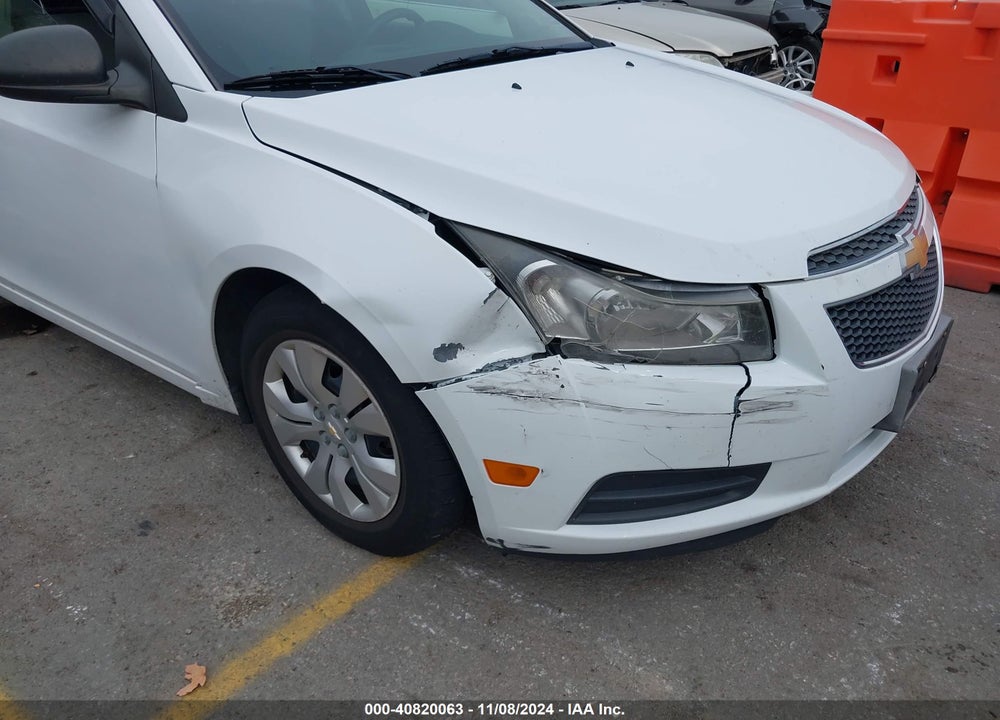 2014 CHEVROLET CRUZE LS AUTO VIN: 1G1PA5SH5E7369696