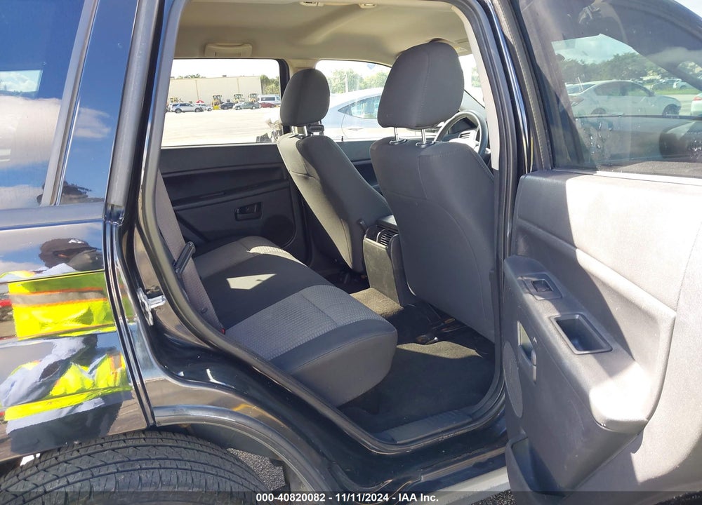 2008 JEEP GRAND CHEROKEE LAREDO VIN: 1J8GR48K98C136650