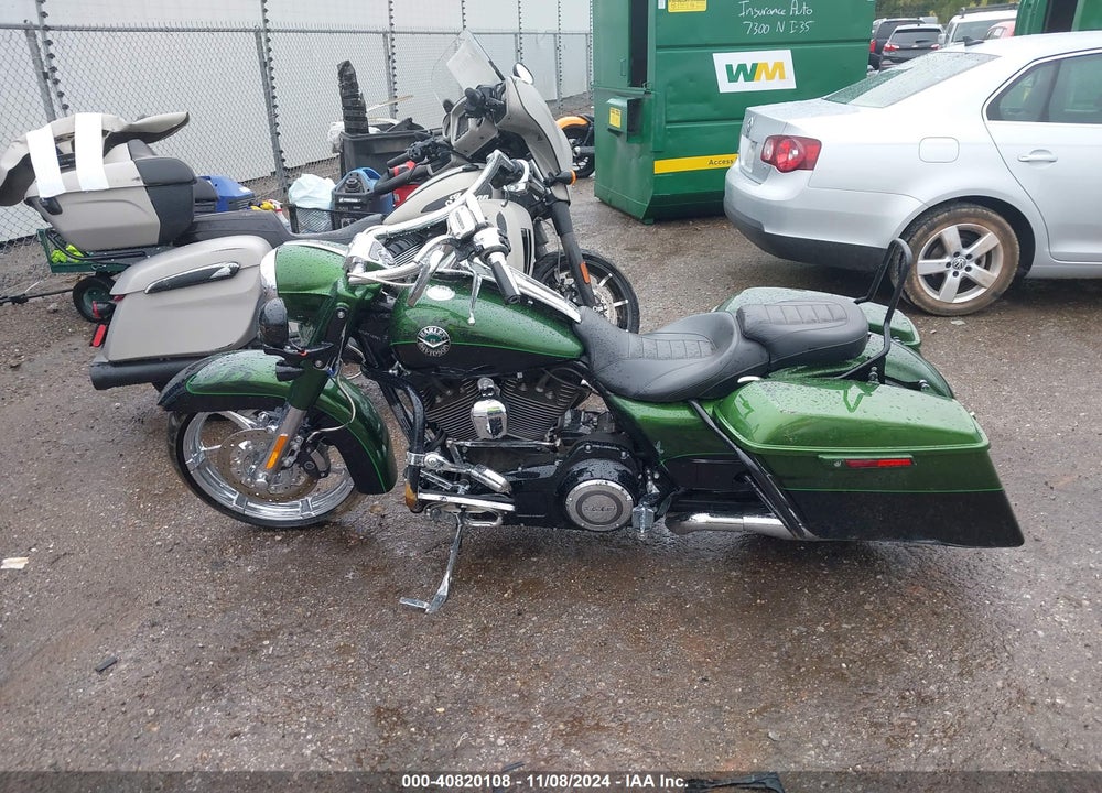 2014 HARLEY-DAVIDSON FLHRSE4 CVO VIN: 1HD1PG813EB959795