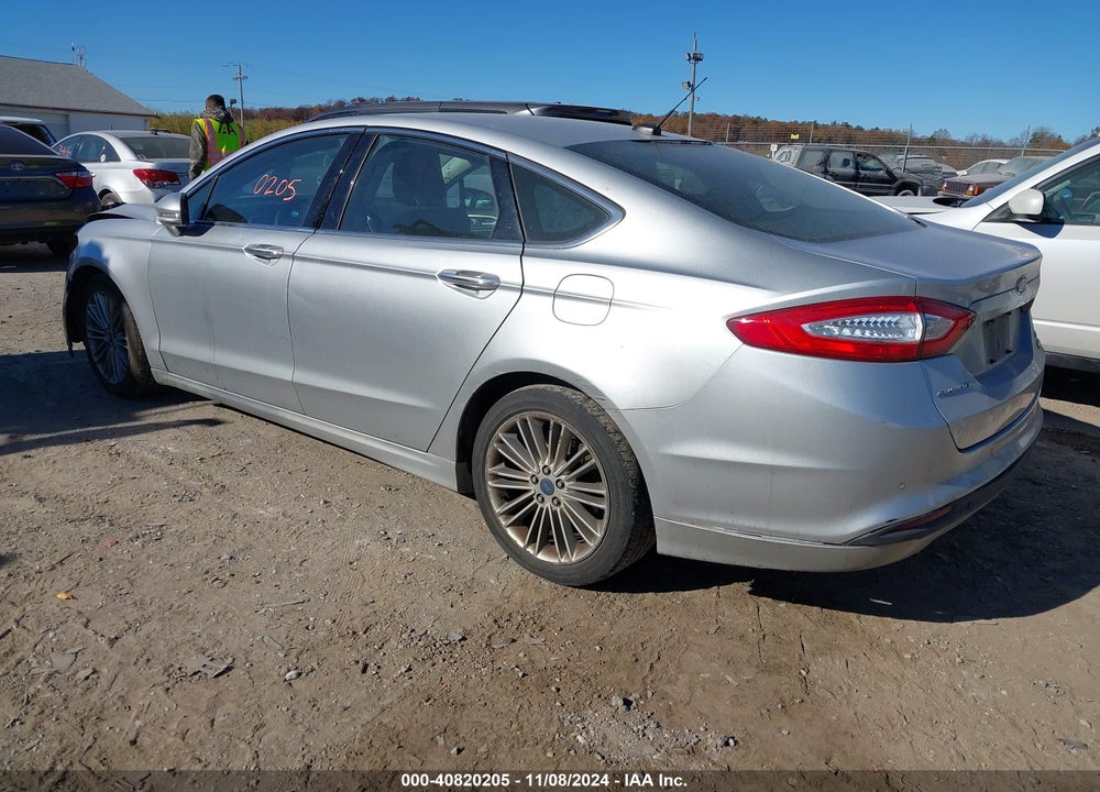 2015 FORD FUSION SE VIN: 3FA6P0HD3FR110293